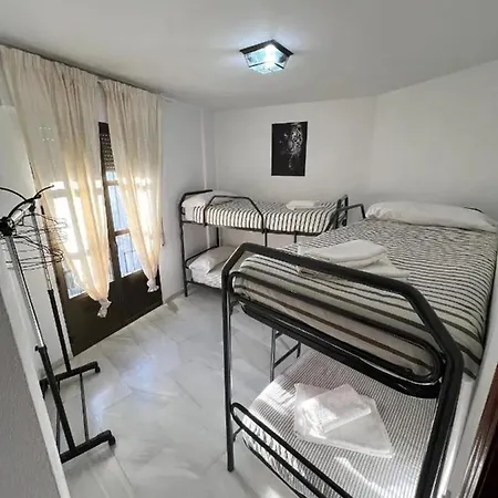 Comfortable House In Cordoba, Ideal For Families And Friends