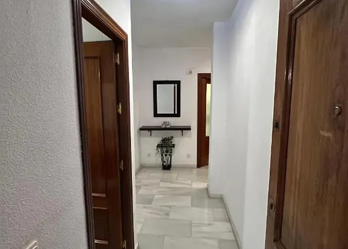 Comfortable House In Cordoba, Ideal For Families And Friends * قرطبة