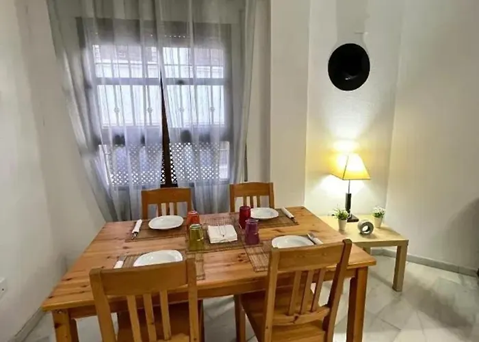 Comfortable House In Cordoba, Ideal For Families And Friends * قرطبة
